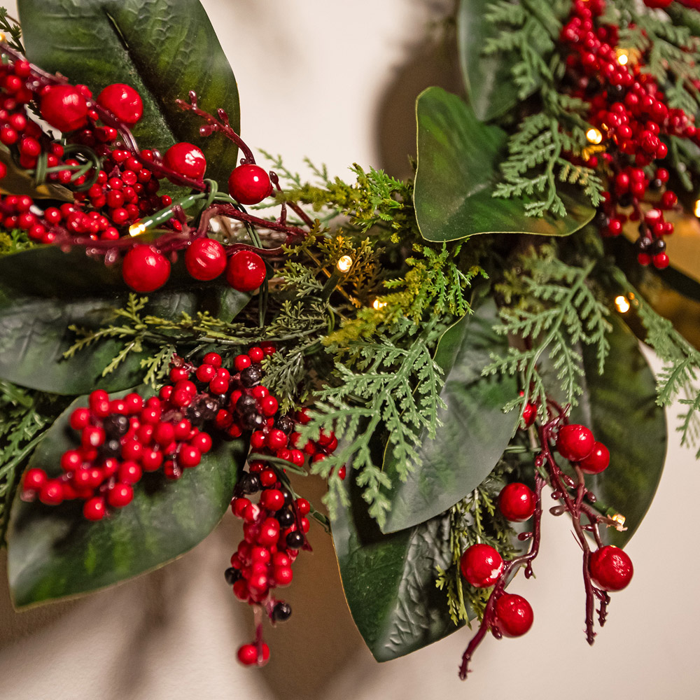 The Christmas Centre 50 Warm White LED Pre-Lit Magnolia Berry Wreath 66cm Image 3