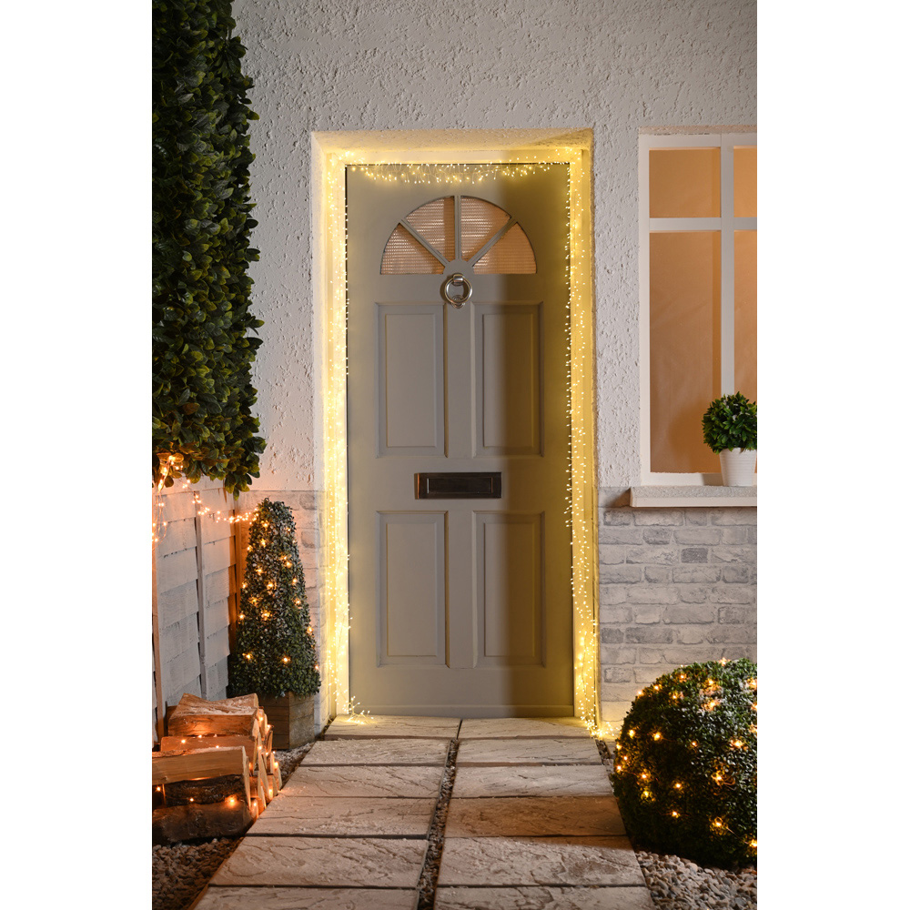 Festive 880 Warm White LED Door Light Kit 5.5m Image 2