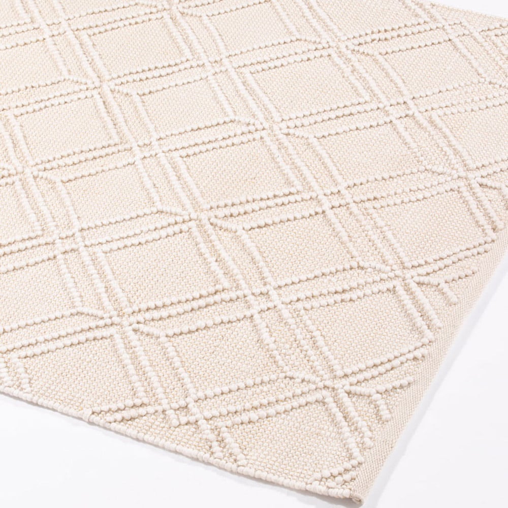 Esselle Home Blenheim Cream Diamond Rug 160 x 230cm Image 2
