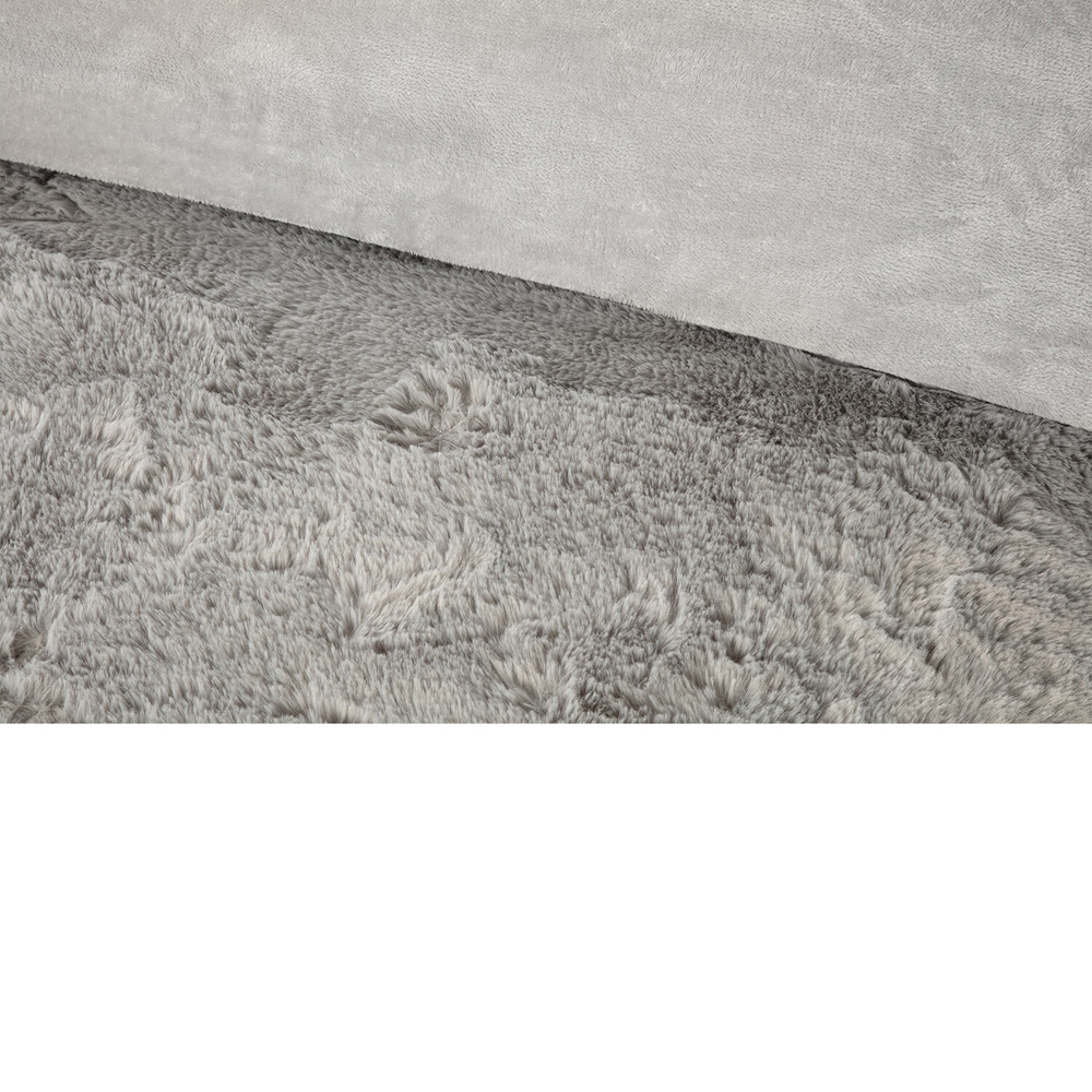 Star Embroidered Faux Fur Duvet Set Silver King Image 4