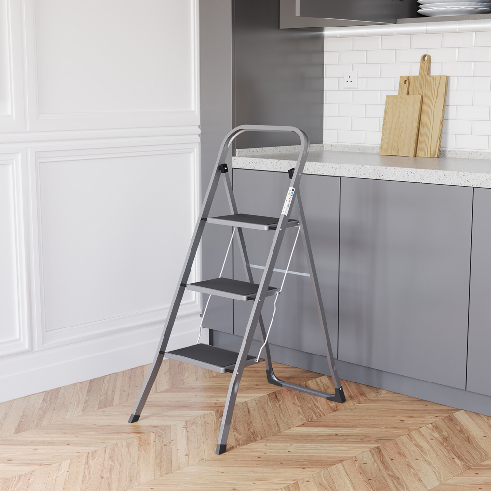 Home Vida 3 Step Grey Ladder with Anti Slip Mat Image 2