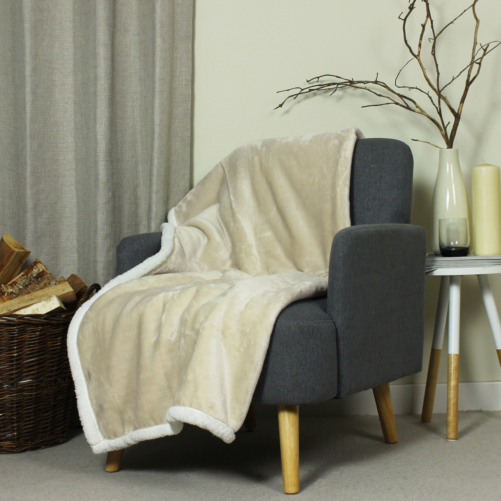 Paoletti Luxe Natural Sherpa Fleece Throw Image 2