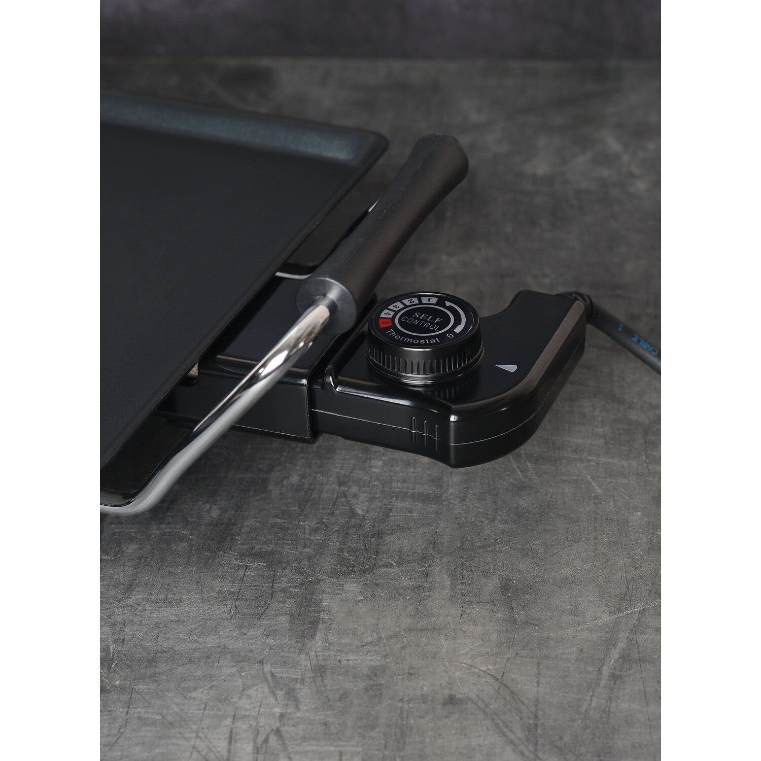 Black Electric Grill Image 4