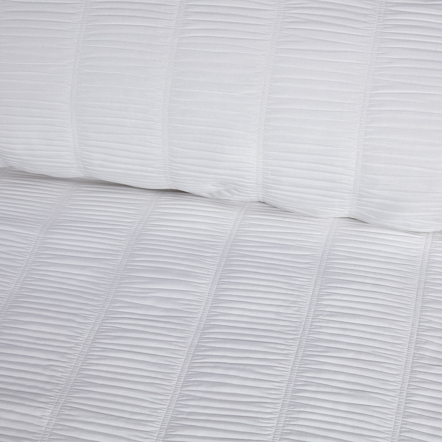 Cassie Crinkle Stripe Textured Duvet Set  - White / Superking Image 3