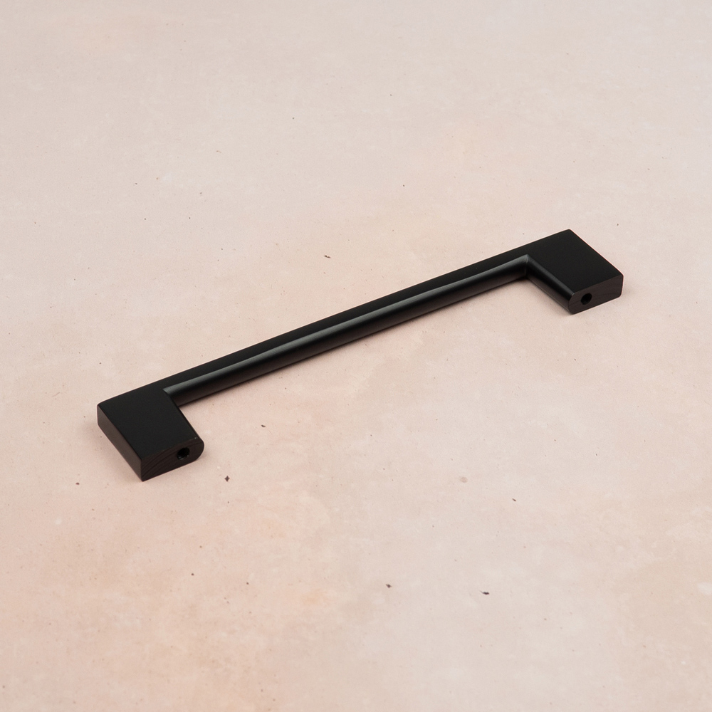 Handle & Home Square Matt Black Handle 128mm Image 5