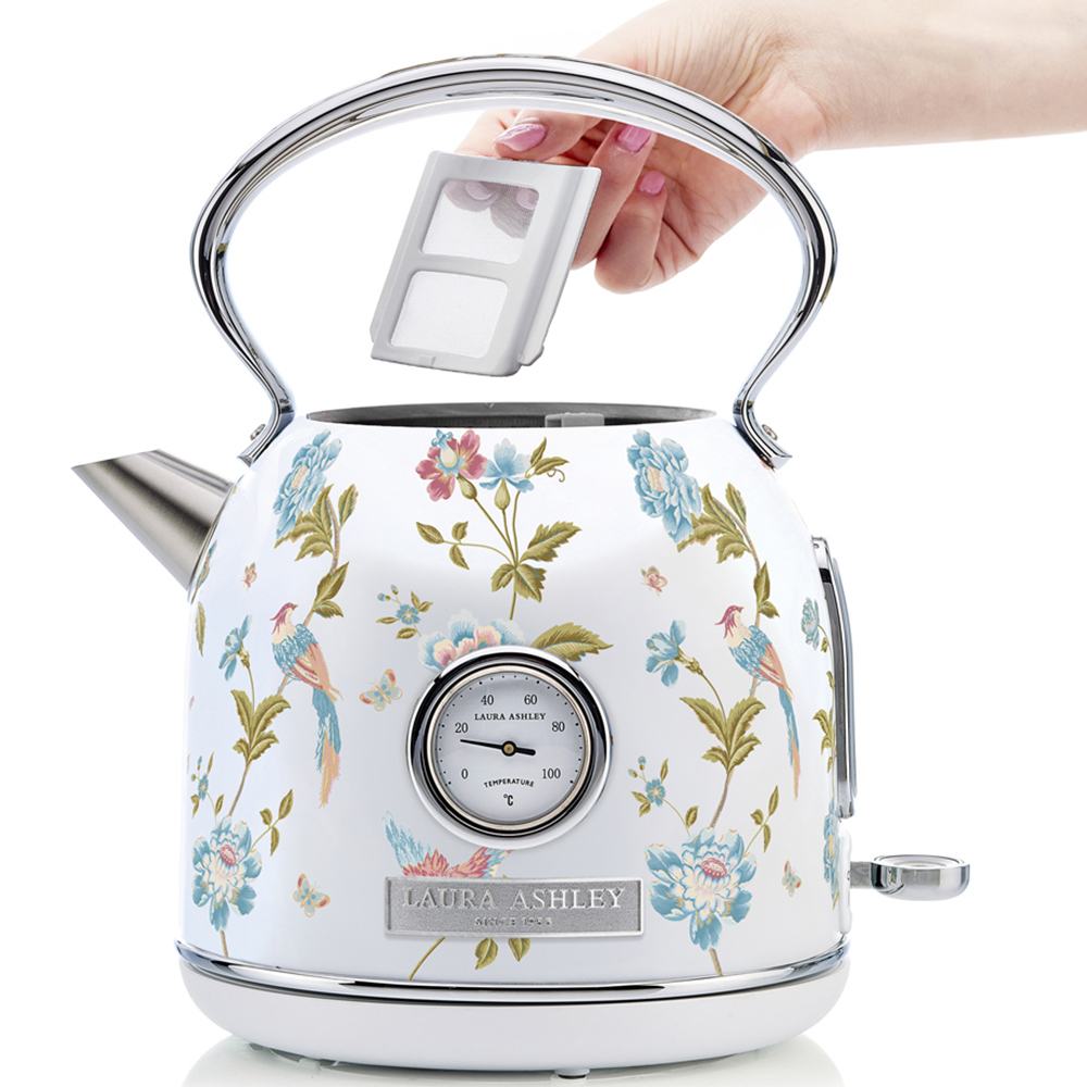 VQ Laura Ashley White Elveden Print 4 Slice Toaster and Kettle Bundle 5 Image 5