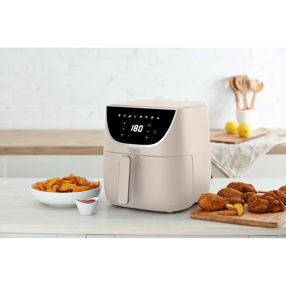 Tower Cavaletto EEJB248 Latte 4 Slice Toaster with 1.7L Kettle and 6L Air Fryer Set Image 3