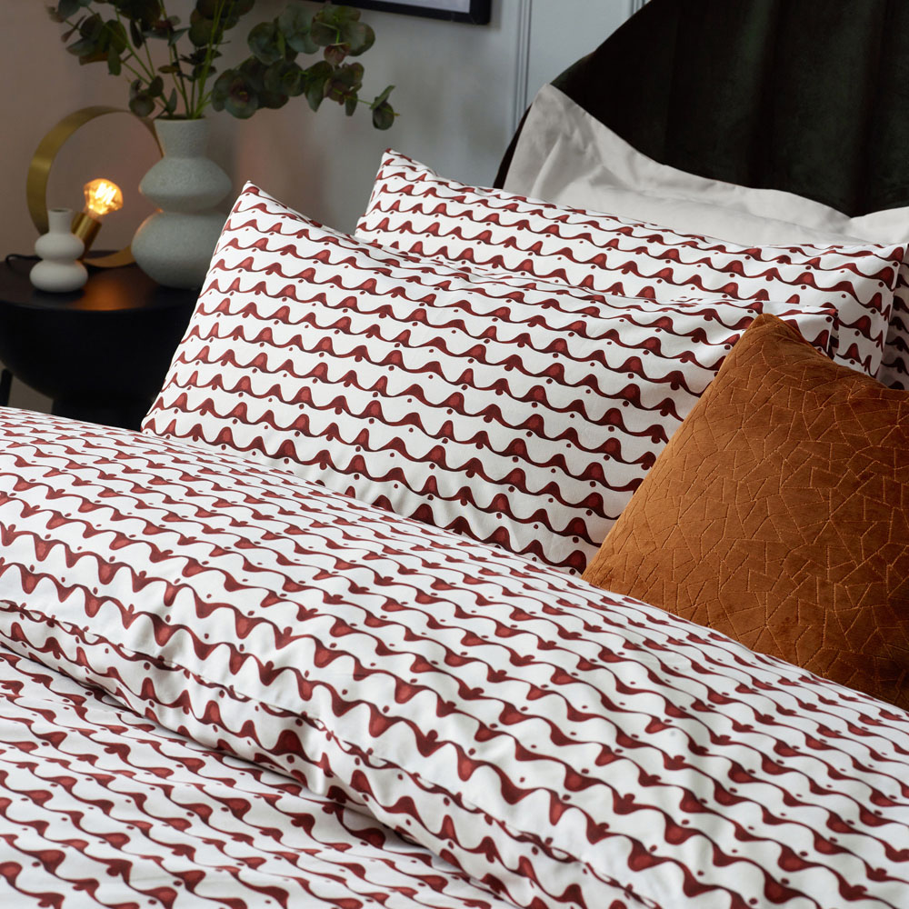 Hoem Avery Double Chestnut Red Duvet Set Image 3