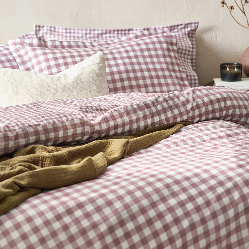 Yard Barton Double Berry Check Printed 144 Thread Count Duvet Cover and Pillowcase Set Image 2