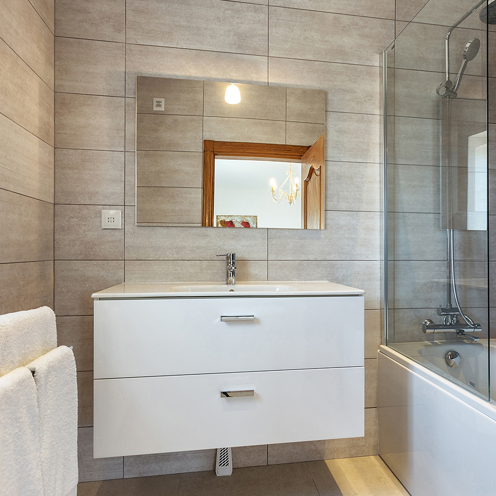 Mirrorstone Mirrored WiFi Infrared Heating Panel 450W Image 2