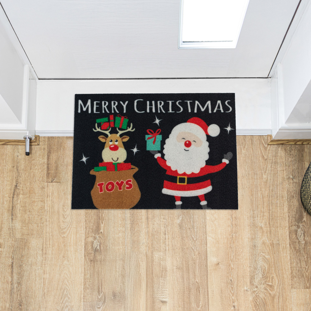 JVL Santa's Helper Entrance Doormat 40 x 57cm Image 2