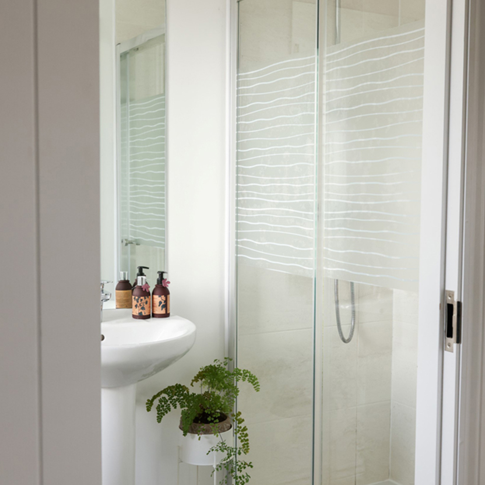 d-c-fix Self Adhesive Waves Window Privacy Film Image 4