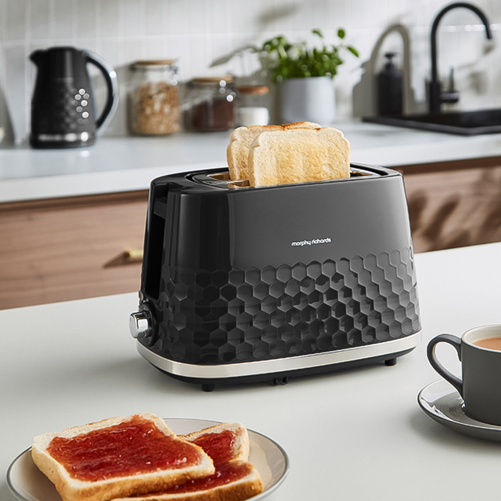 Morphy Richards Hive 220031 Black 2 Slice Toaster Image 2