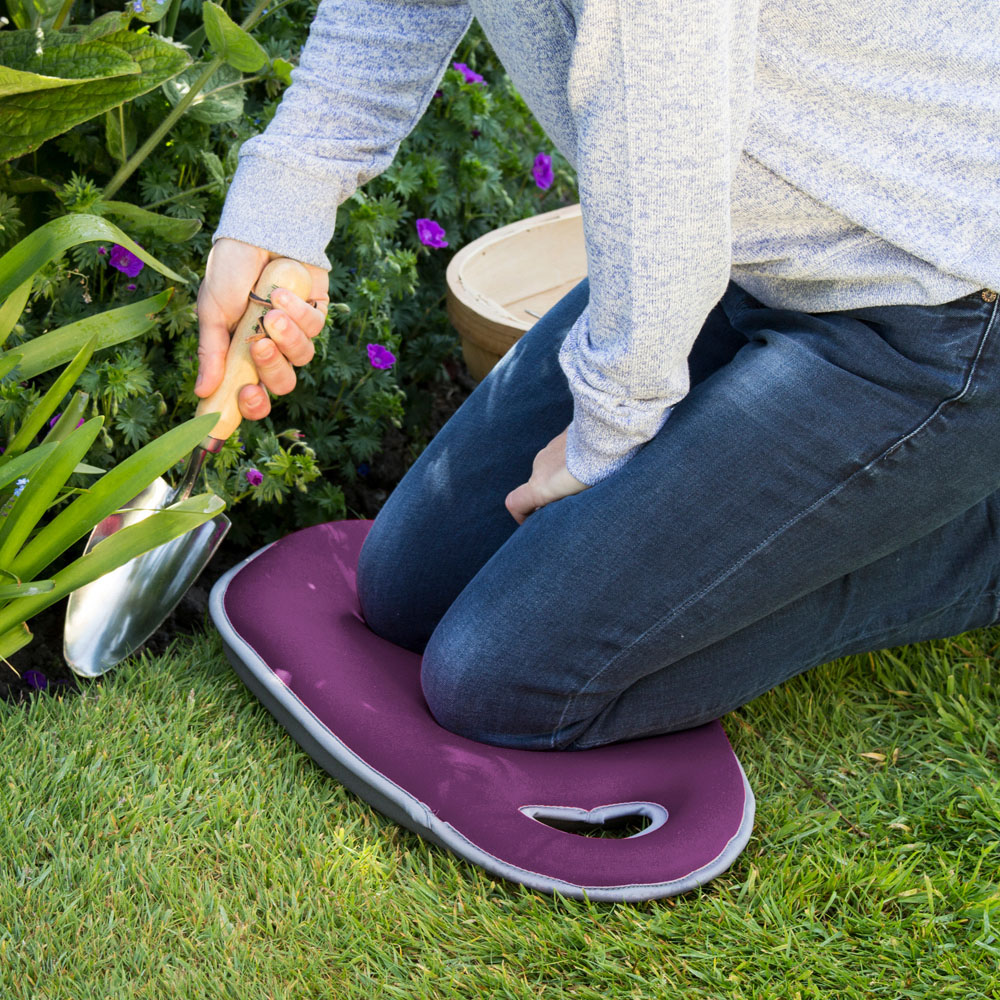 Burgon and Ball Kneelo Plum Memory Foam Garden Kneeler Image 4