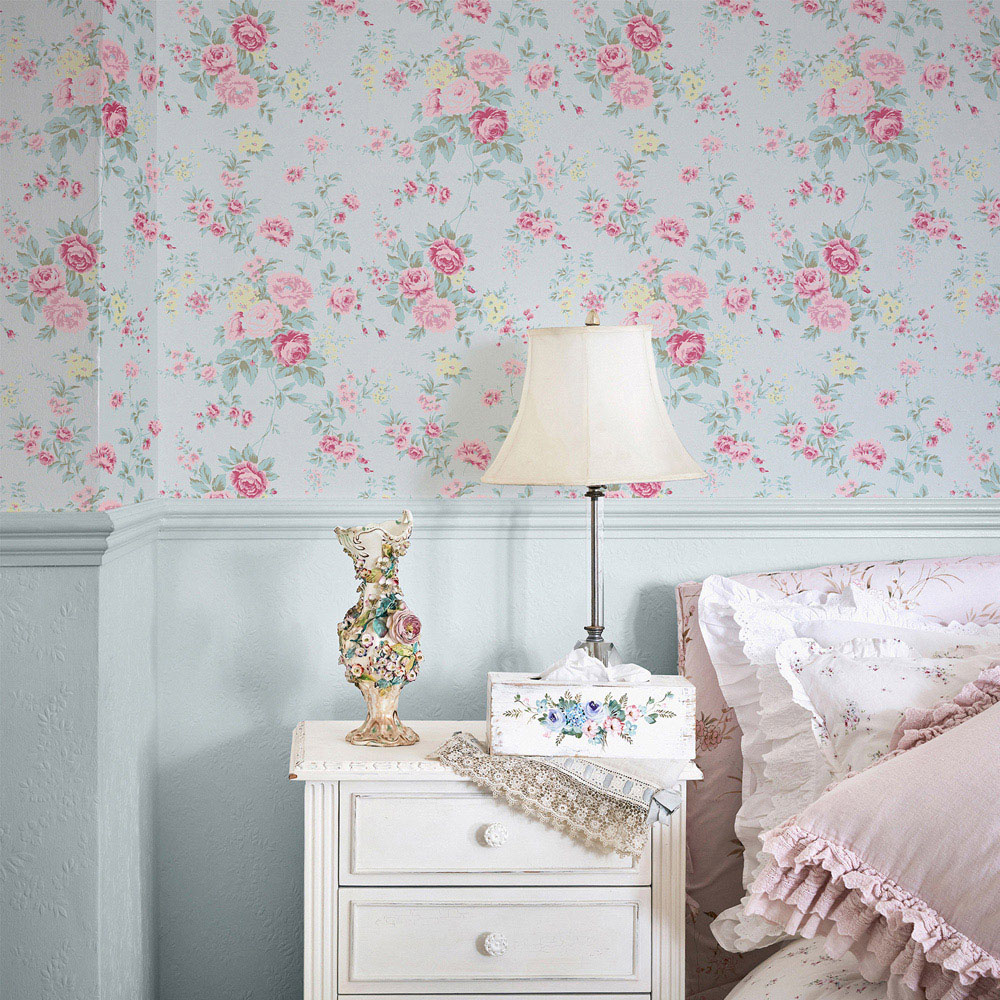 Shabby Chic by Rachel Ashwell® Blue Wild Flower Wallpaper Image 3