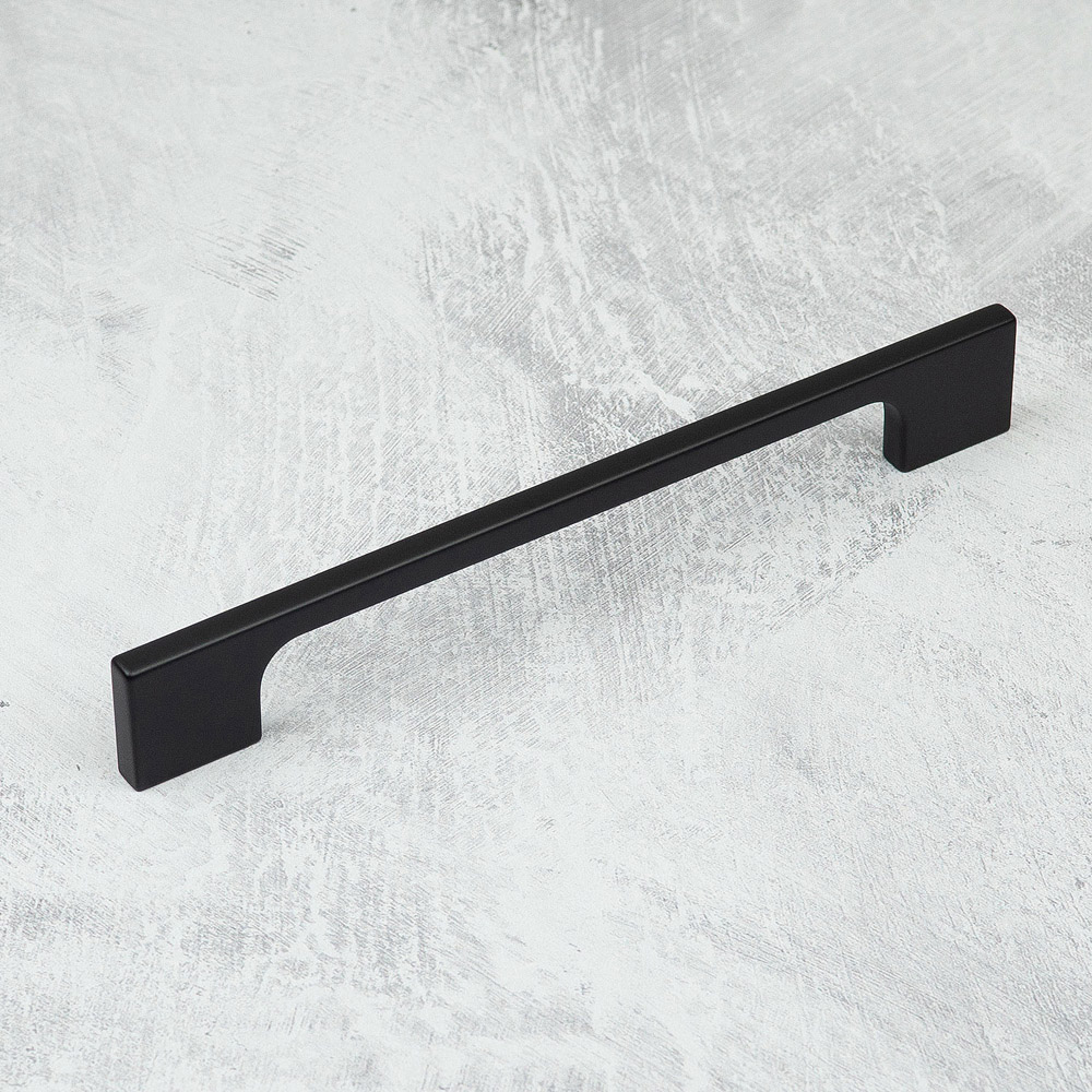 Handle & Home Matt Black Slim Handle 160mm Image 3
