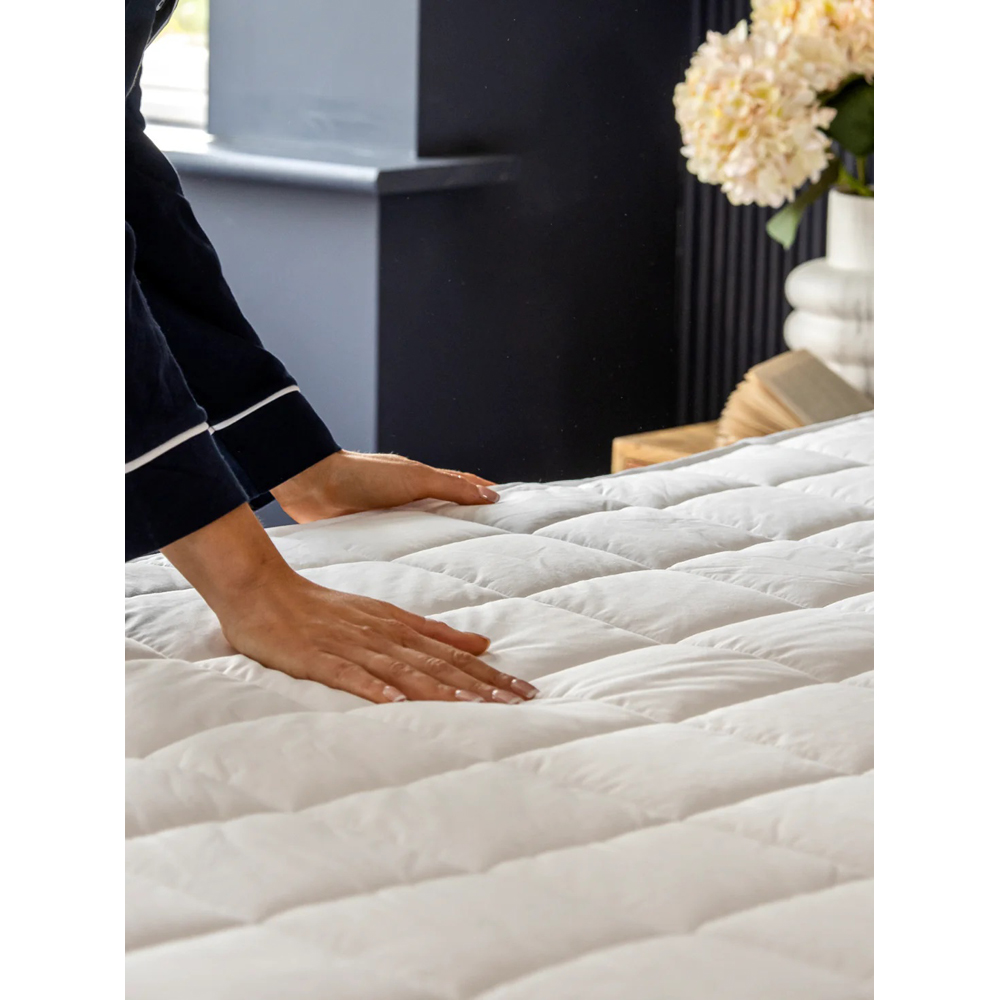 Dreamland King Size Dual Control Heated Mattress Protector Image 5