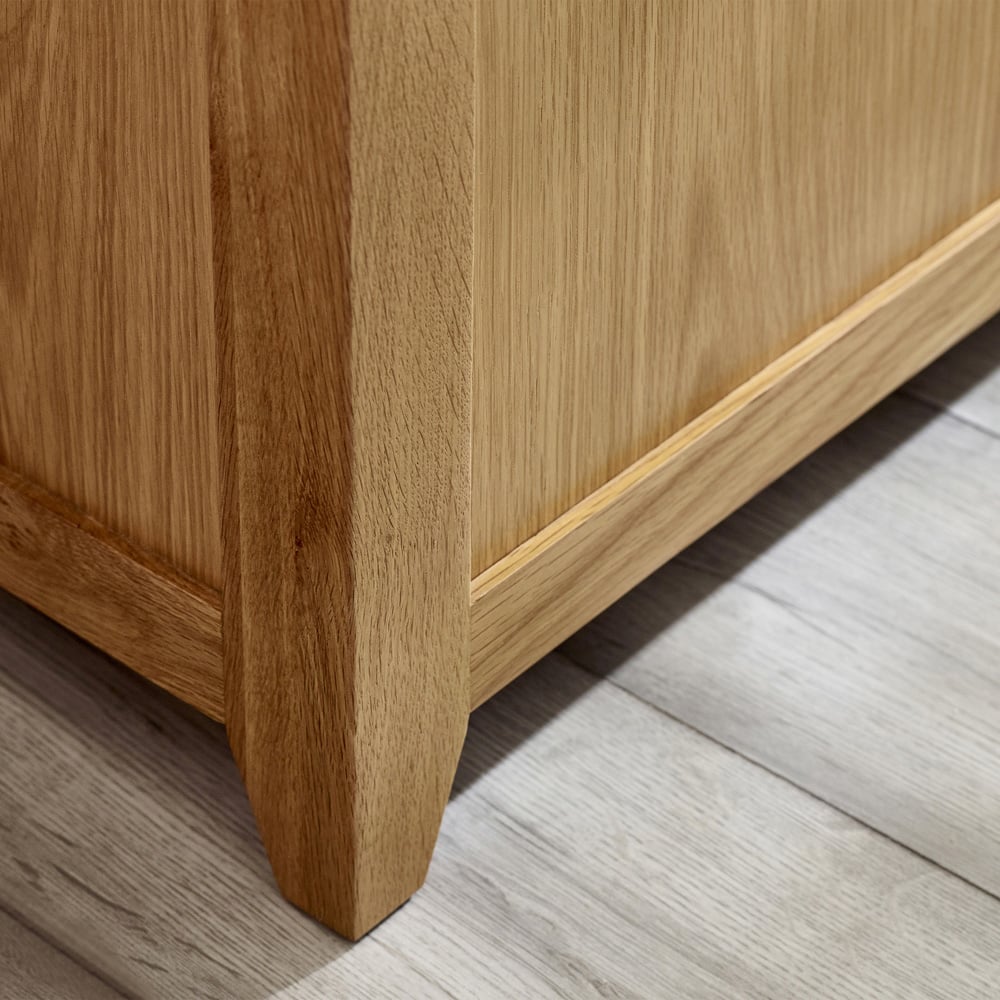 Julian Bowen Mallory Oak Storage Bench Image 7