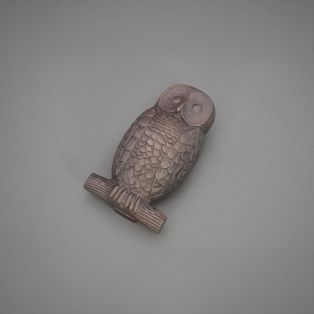 Spira Brass Aged Bronze Owl Door Knocker Image 4