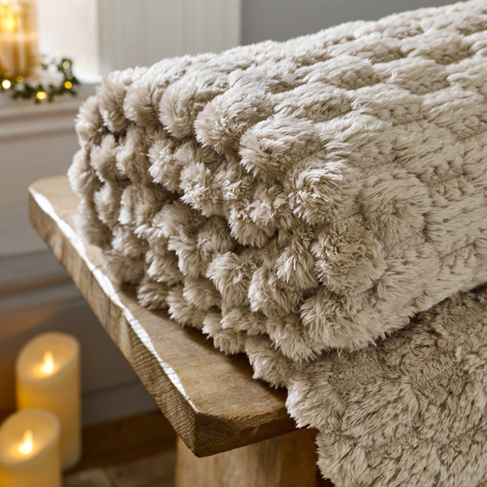 Deyongs Putty Featherstone Textured Throw 130 x 170cm Image 3