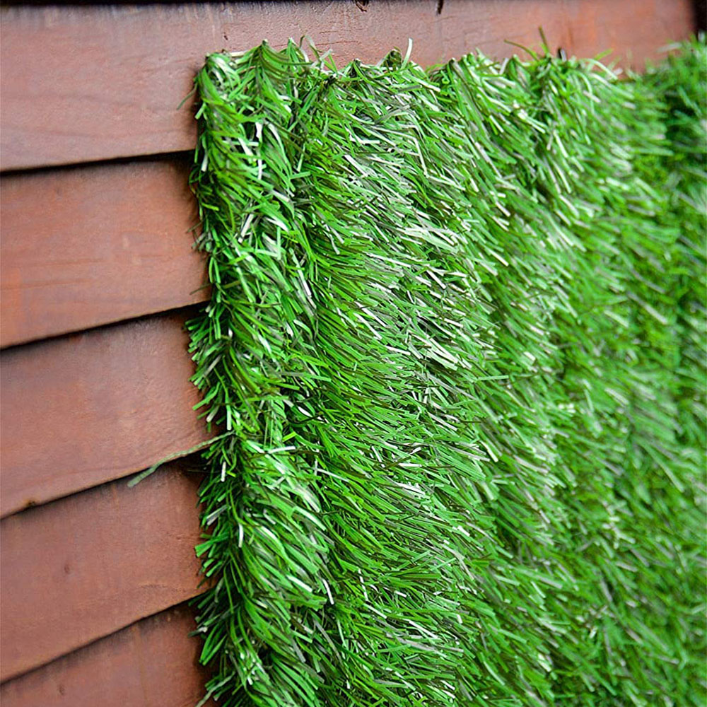 3m x 1.5m Conifer Screening Roll Image 3