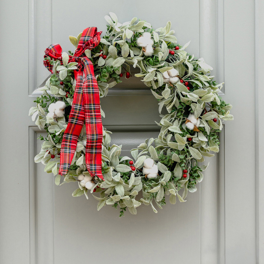 Bosk Eucalyptus Berry Christmas Wreath with Ribbon 26 inch Image 2