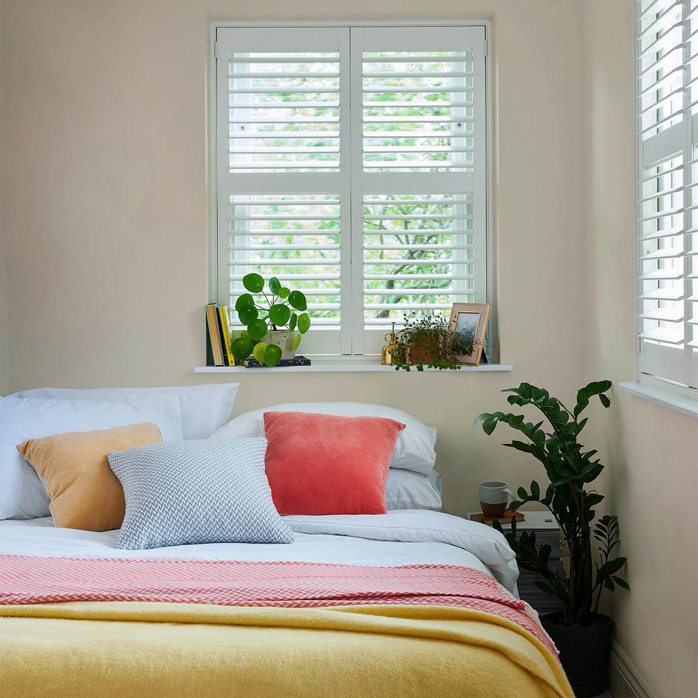 Laura Ashley Pale Twine Matt Emulsion Paint 2.5L Image 4