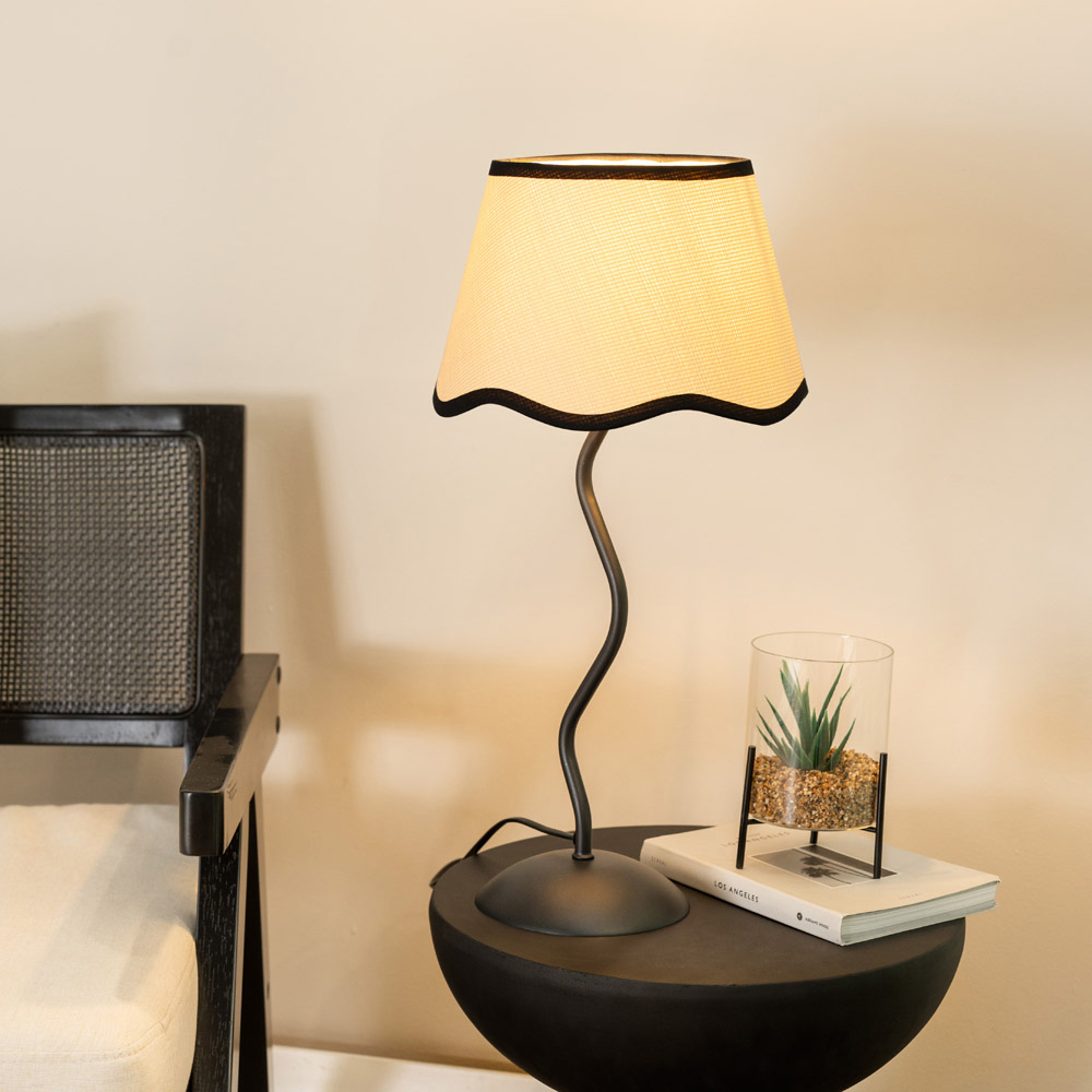 ValueLights Wiggle Linen Scallop Black Edge Shade Black Metal Stem LED Table Lamp Image 2