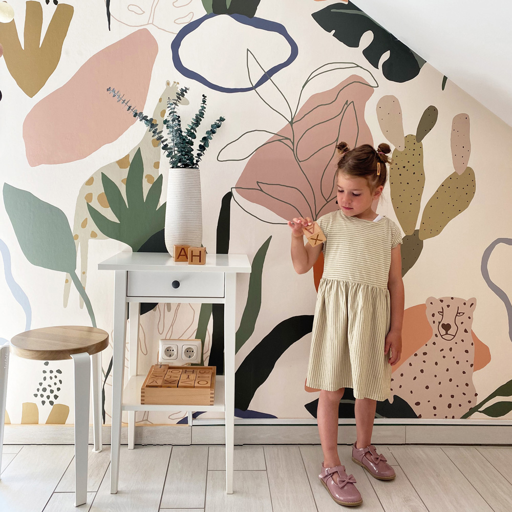 Grandeco Roomblush Safari Jungle Kids Multicolour 4 Lane Wall Mural Image 5