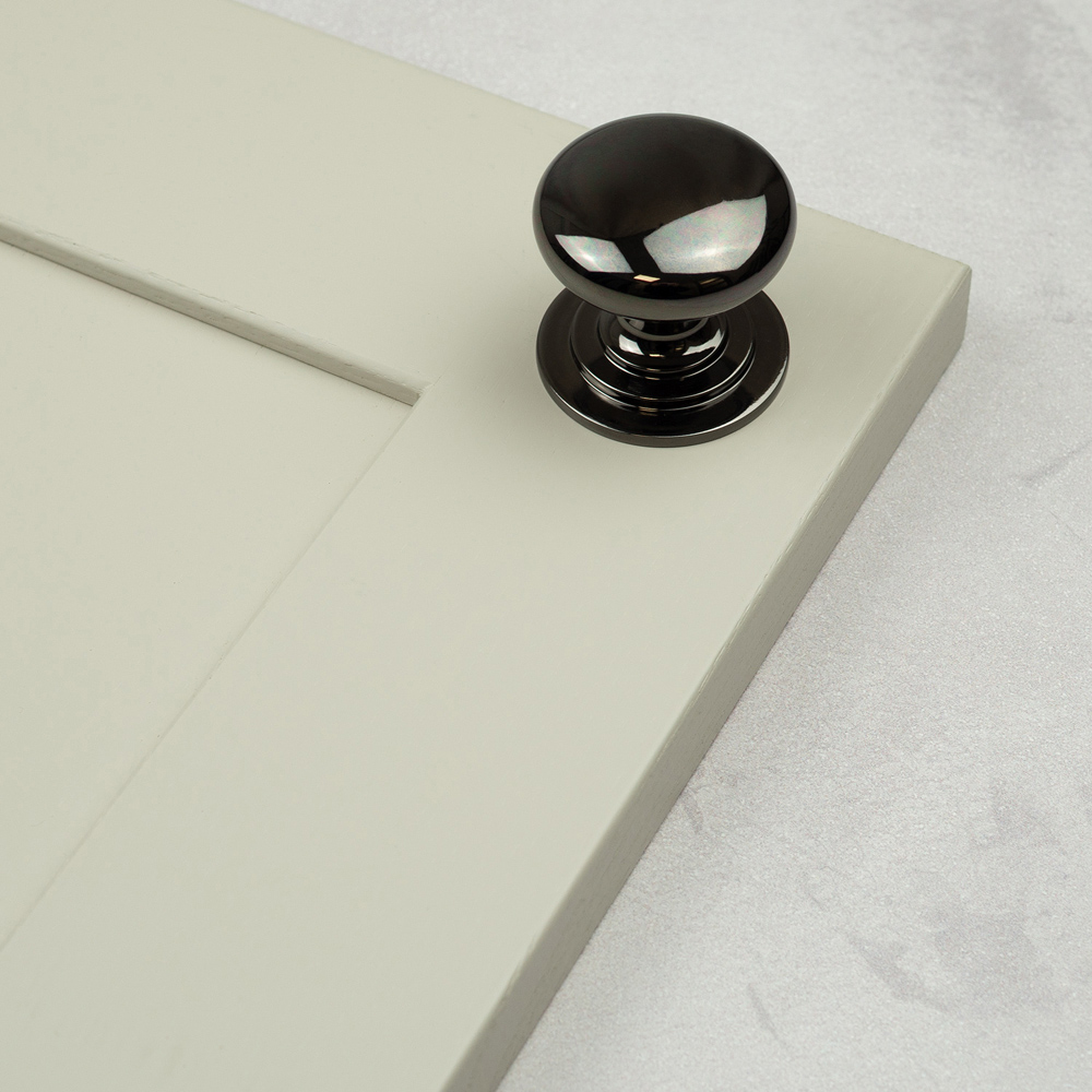 Handle & Home Black Nickel Knob 42mm Image 3