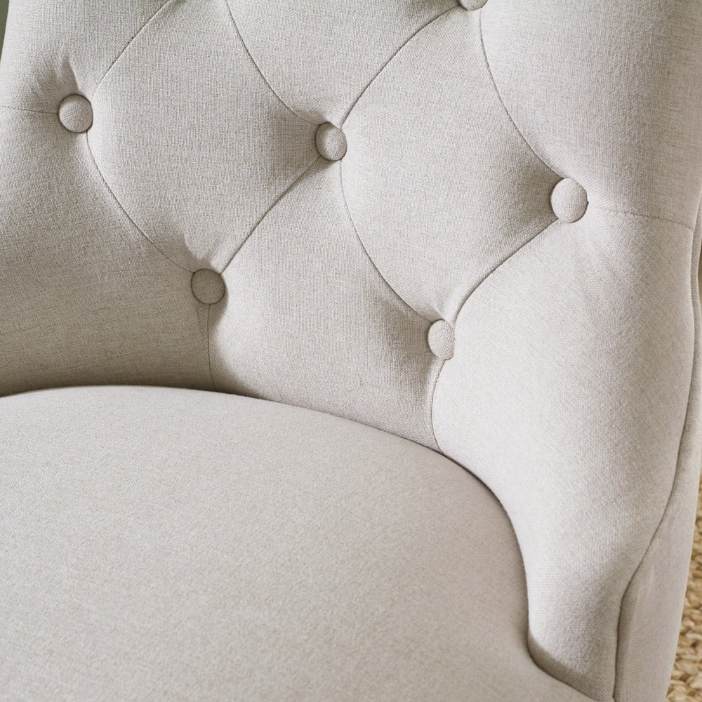 Furniturebox Bodmin Kennsington 4 Seater Round Wooden Dining Set Oak Effect Image 3