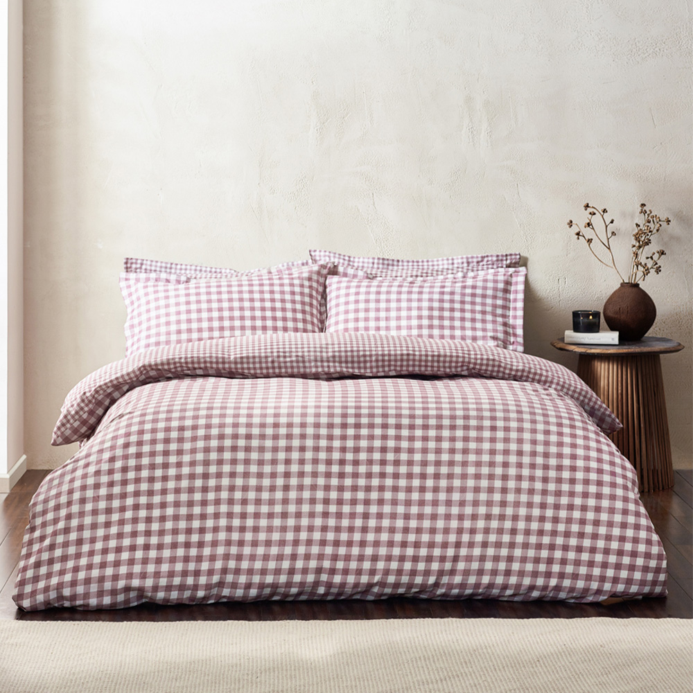 Yard Barton Double Berry Check Printed 144 Thread Count Duvet Cover and Pillowcase Set Image 1