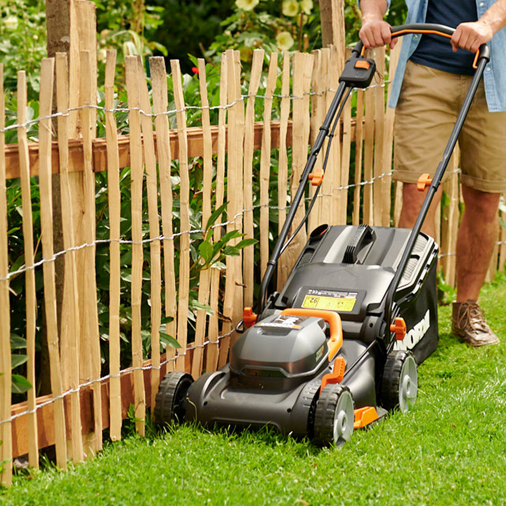 Worx WG779E.2 40V Cordless 34cm Lawn Mower with 2.0Ah Batteries and Charger Image 6