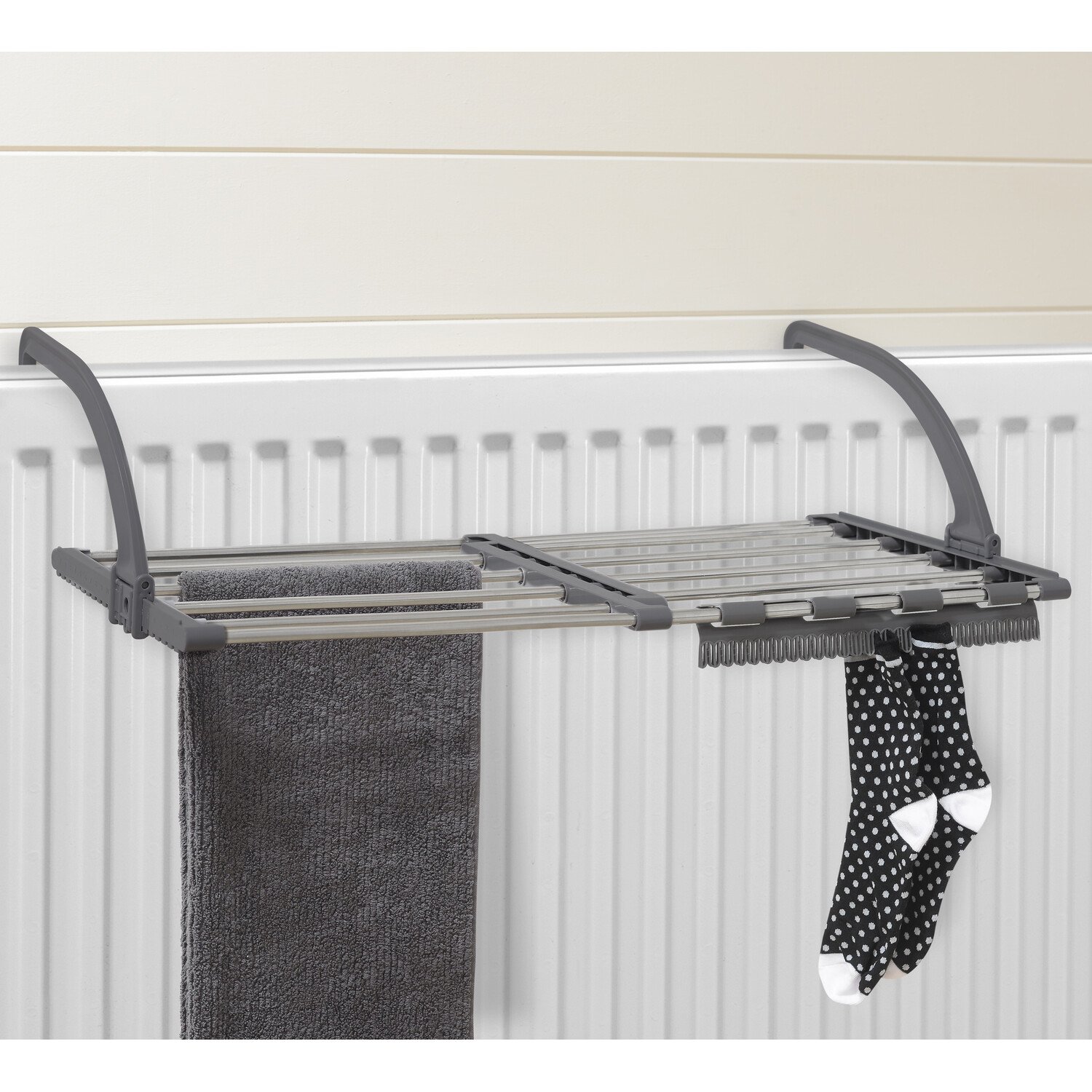 Telescopic Radiator Airer Image 3