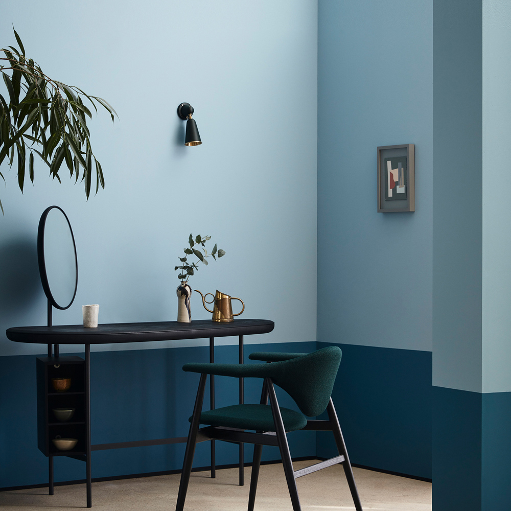 Craig & Rose Walls and Ceilings Pompadour Chalky Emulsion Paint 5L Image 4