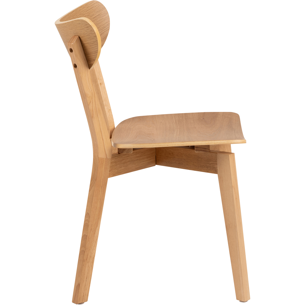 Florence Roxby 4 Seater Round Dining Table Oak Image 4