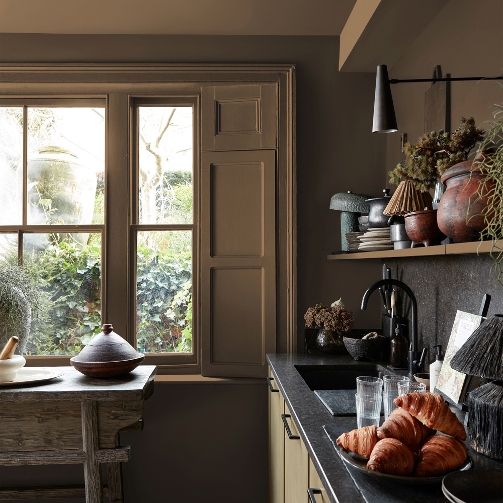 Abigail Ahern Walls and Ceilings Summer Earth Emulsion Paint 2.5L Image 5