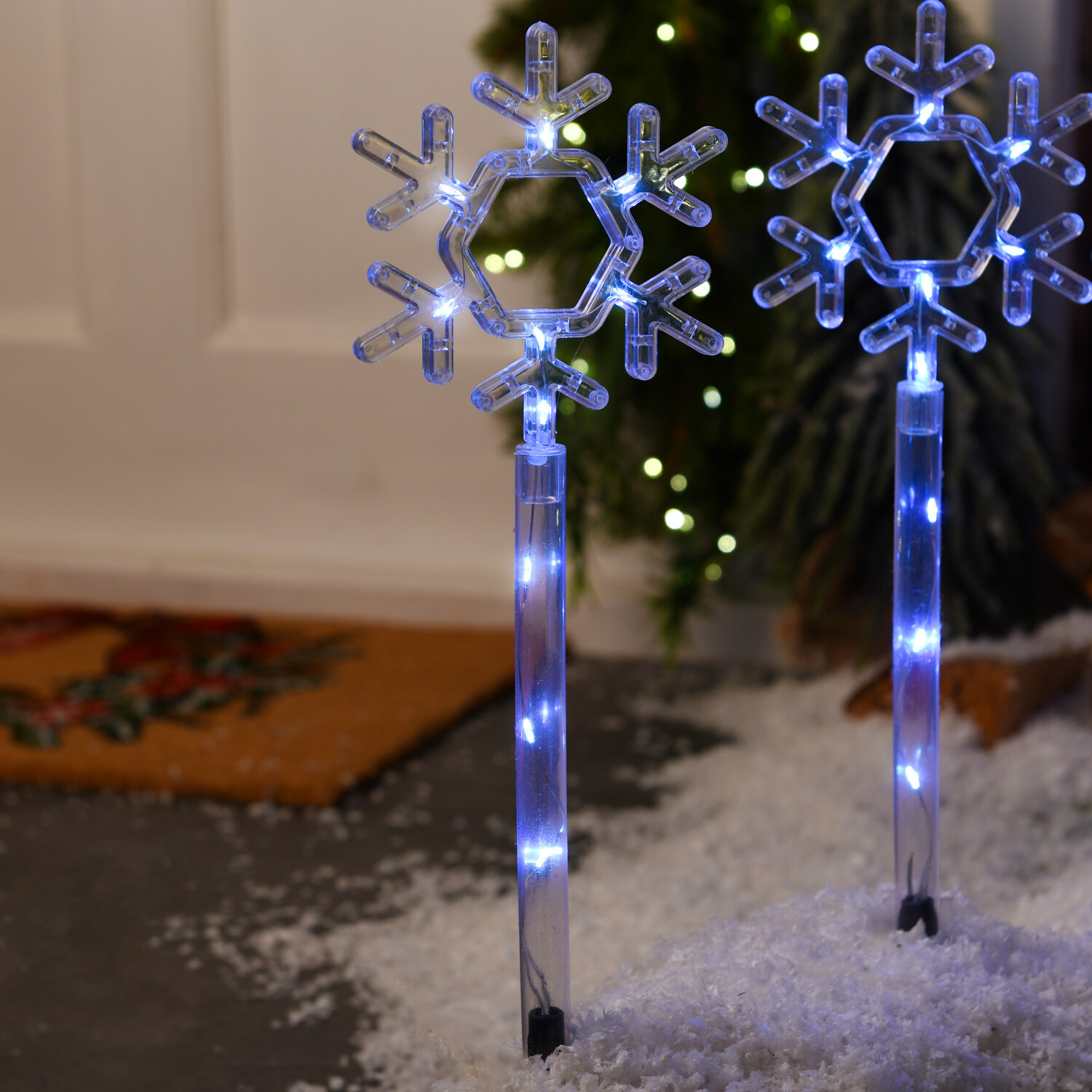 8 Piece Snowflake Stake Light White Image 5