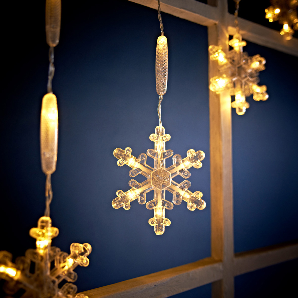 The Christmas Workshop 152 LED Warm White Snowflake Curtain String Light Image 2