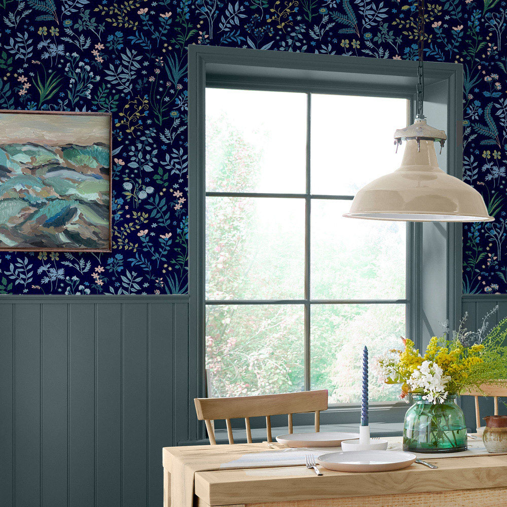 Joules Holcombe Floral Navy Wallpaper Image 3