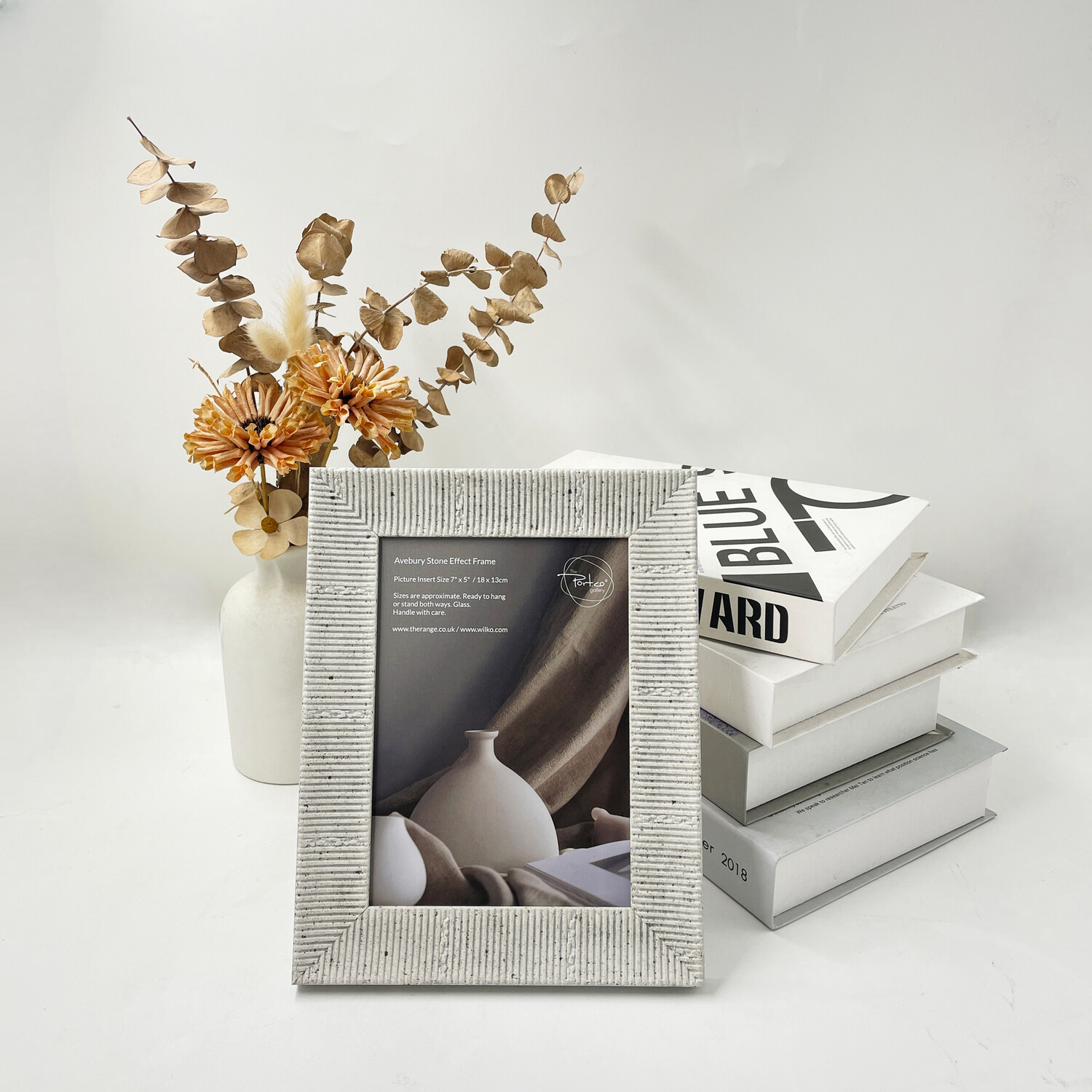 Avebury Stone Effect Photo Frame Neutral 7x5in Image 4