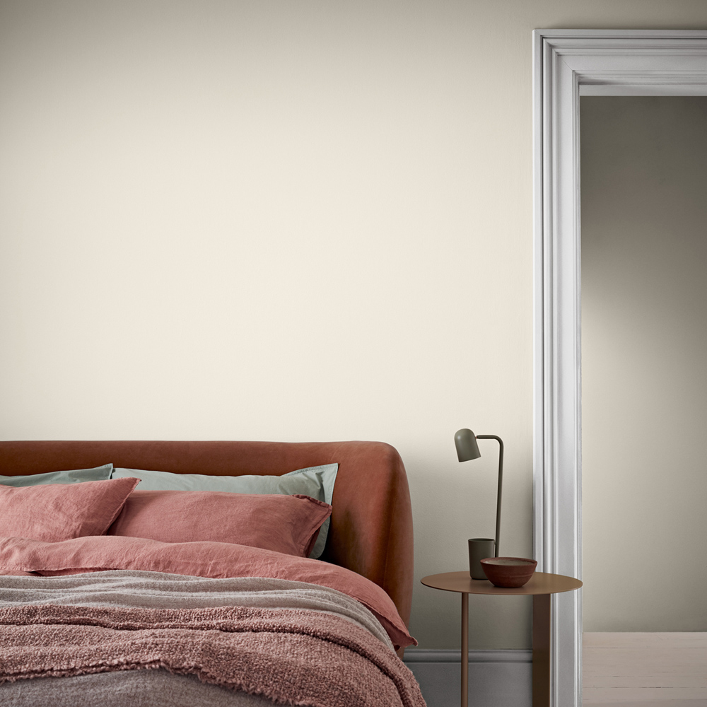 Crown Breatheasy Walls & Ceilings Beige White Matt Emulsion Paint 2.5L Image 5