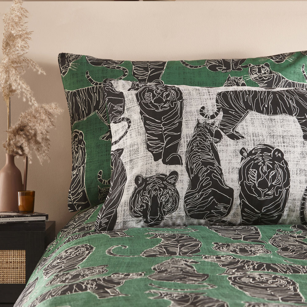 furn. Wildcat Double Jungle Green Duvet Set Image 3