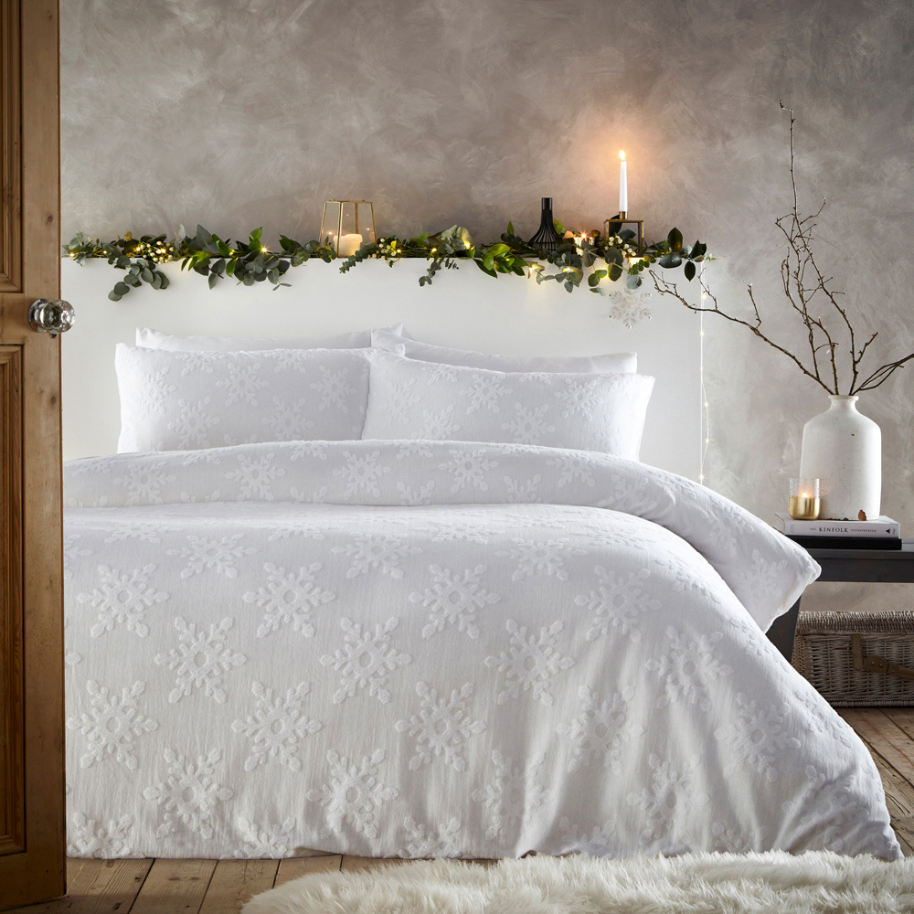 furn. Snowflake Super King Size White Duvet Cover Set Image 4