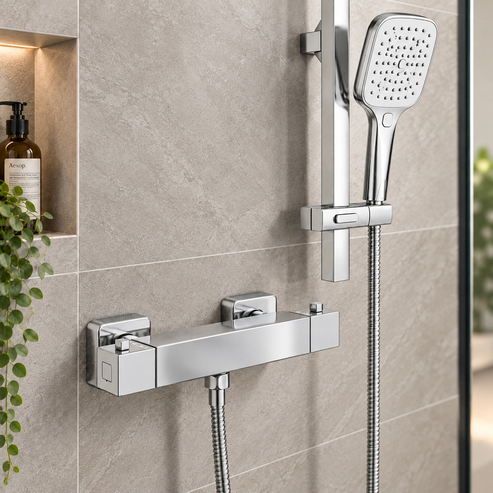 Go Bathrooms AquaFlow Chrome Round Thermostatic Bar Shower Kit Image 4