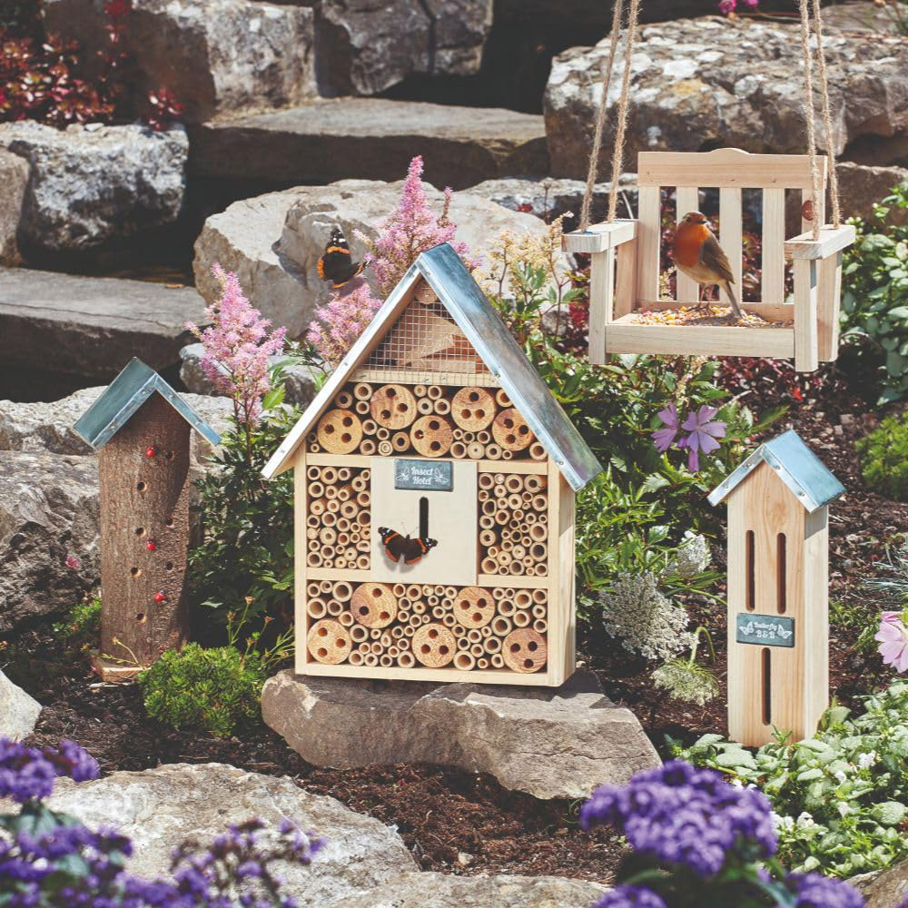 Thompson and Morgan Wooden Insect Hotel Image 4