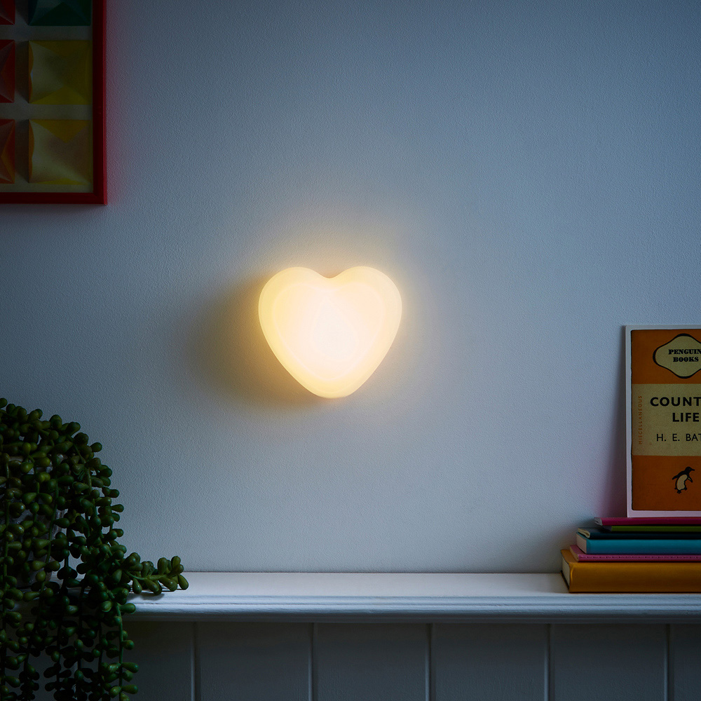 Glow Colour Changing Henry Heart LED Silicone Night Wall Light Image 4