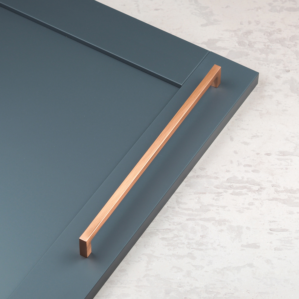 Handle & Home Satin Copper Square Handle 320mm Image 2