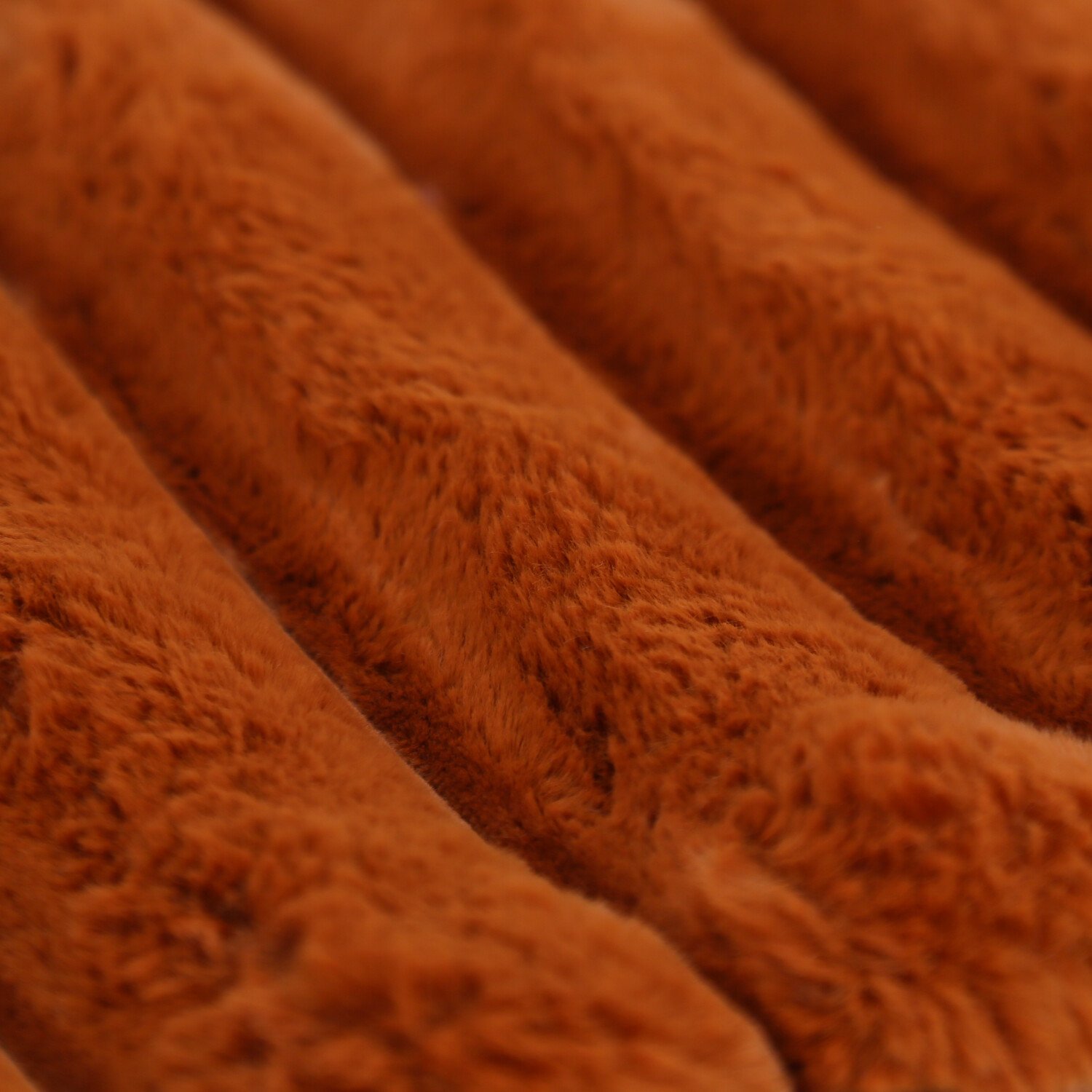 Verbier Faux Fur Throw Rust Image 4