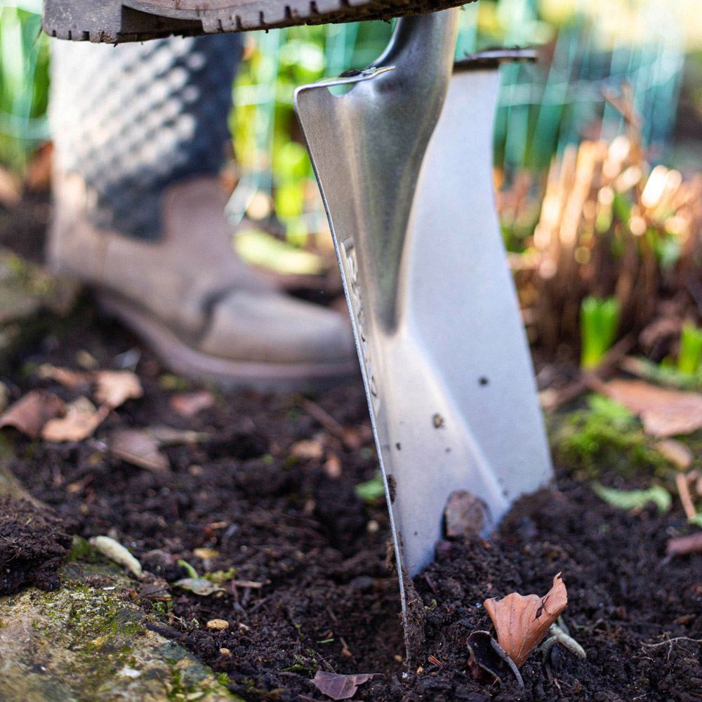 AMES Tools Carbon Steel Digging Garden Spade Image 4